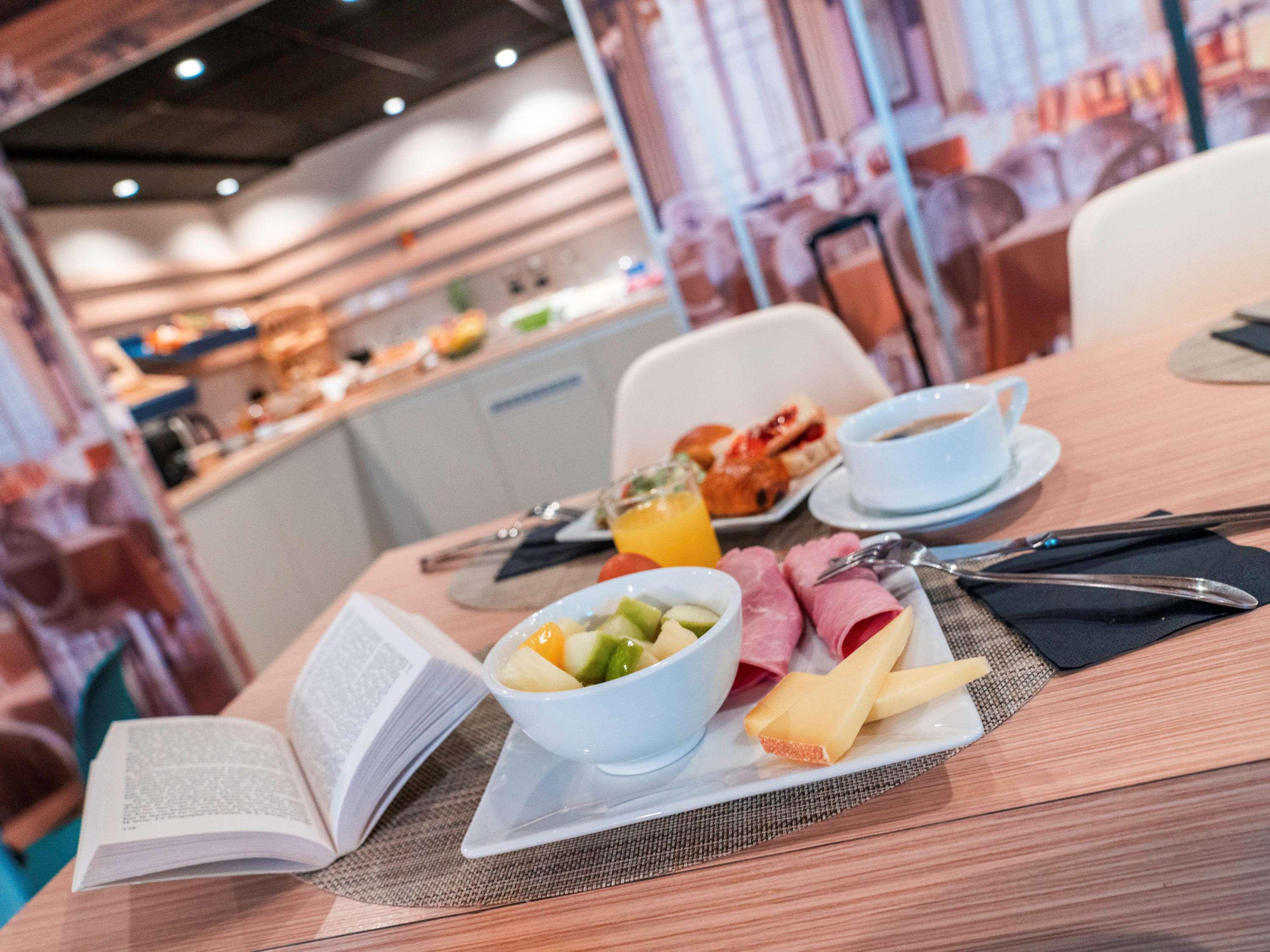 Ibis Styles Clamart Gare Grand Paris מראה חיצוני תמונה